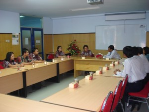 isi surakarta vs stikom2