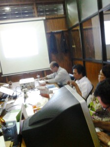 isi-surakarta- rapat pustika 1